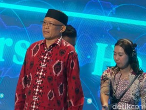 Jamaludin Raih Penghargaan Individu Pejuang Internet Masuk Desa