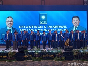 Zulhas Lantik LAZ Jadi Ketua DPW PAN NTB, Target 4 Besar di Pemilu 2029