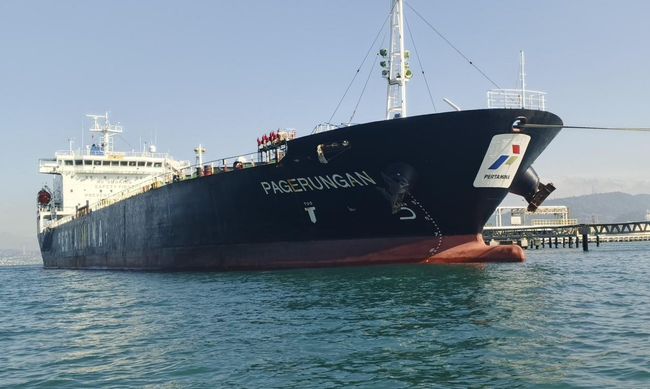 Penampakan Armada Kapal Tanker Pertamina Buatan Dalam Negeri