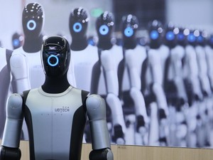 Robot Humanoid di China Kini Wajib Punya KTP