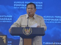 Presiden Prabowo Subianto menyampaikan arahan kepada Ketua DPRD di Seluruh Indonesia yang bertempat di Magelang, Sabtu (18/4/2026). (Tangkapan Layar Youtube/Sekretariat Presiden)