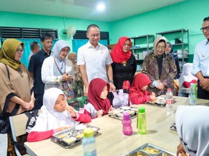 Eddy Soeparno Puji Langkah Prabowo Evaluasi MBG Jadi Lebih Tepat Sasaran