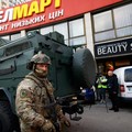 Potret Warga Dibrondong Tembakan Brutal di Supermarket
