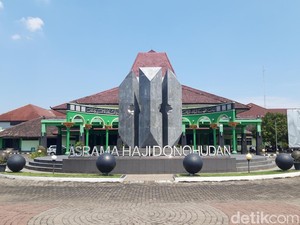 81 Kloter Calon Haji Jateng Terbang dari Solo, 15 Kloter Lewat Jogja