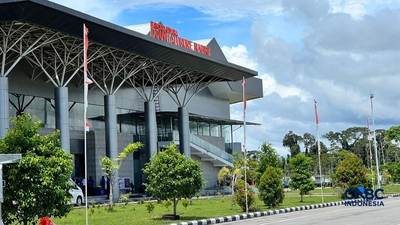 Bandara Douw Aturure di Nabire, Papua Tengah, Senin (20/4/2026).