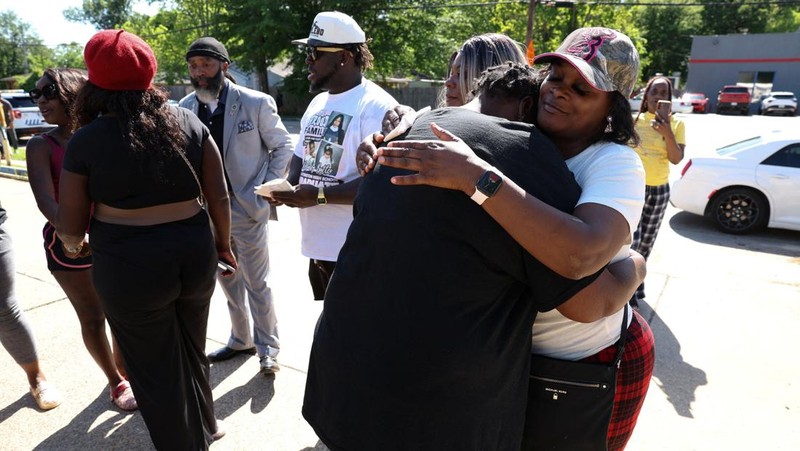 Kepolisian Louisiana menembak mati pelaku penembakan yang menewaskan delapan anak-anak di Amerika Serikat, Minggu (19/4/2026).