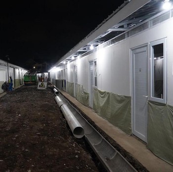 Proyek 324 Unit Huntara Bantaran Rel Senen Dikebut, Ini Penampakannya