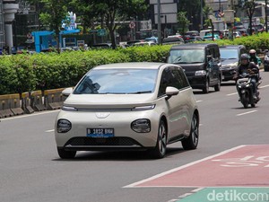 Insentif EV Dinikmati Orang Kaya Pemilik Mobil Lebih dari Satu, Ini Alasannya