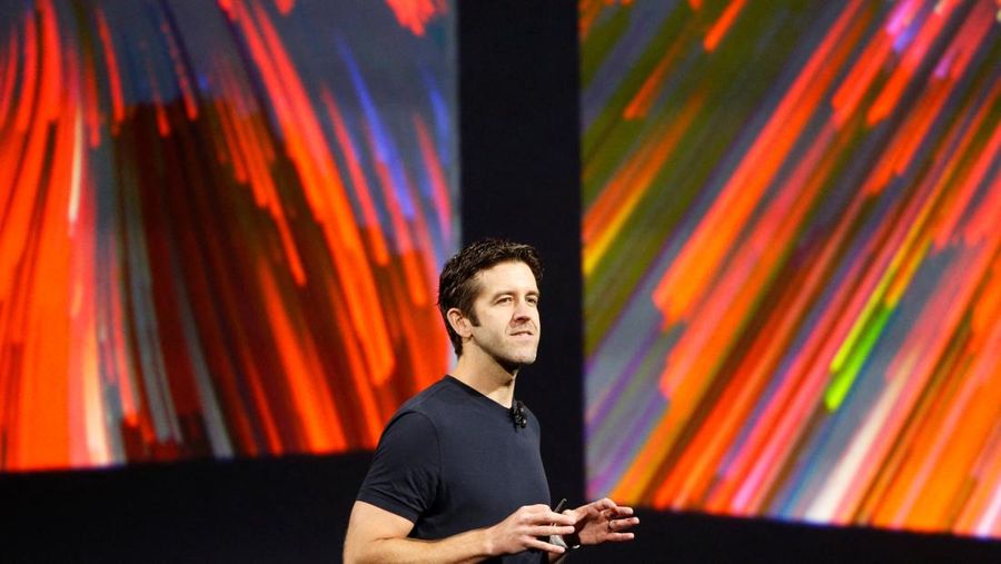 John Ternus, Wakil Presiden Teknik Perangkat Keras Apple ditunjuk sebagai CEO Apple pengganti Tim Cook. (REUTERS/Mason Trinca)