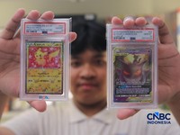 Penjualan kartu Pokemon pada toko ONcards di Mal Agora, Jakarta, Selasa (21/4/2026). (CNBC Indonesia/Faisal Rahman)