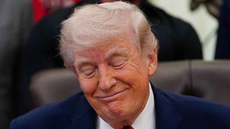 Presiden AS Donald Trump memperpanjang gencatan senjata antara Amerika Serikat dengan Iran.