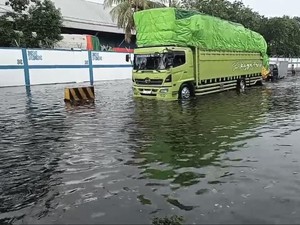 Awas Banjir Rob Ancam Pesisir Jatim hingga 7 Mei 2026