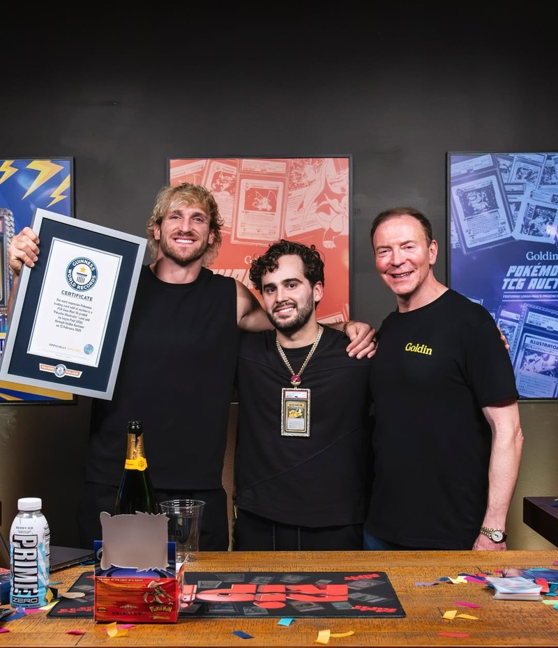 Dari Guinness World Records hingga debut WWE, Netflix hingga berita nasional, kartu ini dan aku telah menempuh perjalanan lintas generasi. (Tangkapan layar instagram @loganpaul)