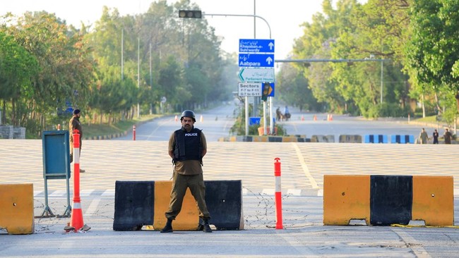 Negara Muslim Kaya Nuklir Siaga Penuh Jelang Nego Baru Perang AS-Iran
