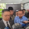 Menteri Luar Negeri Sugiono memberikan keterangan kepada wartawan di Kantor Staf Kepresidenan, Jakarta Pusat.