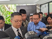 Menteri Luar Negeri Sugiono memberikan keterangan kepada wartawan di Kantor Staf Kepresidenan, Jakarta Pusat.