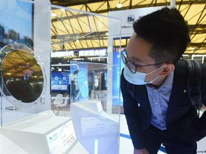 Perang Chip AS-China, Siapa yang Kuasai Masa Depan AI?