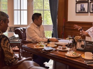Seskab Terima Dirut KAI dan BTN, Bahas Hunian Vertikal di Manggarai