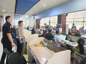 Memutus Mata Rantai Praktik Percaloan di Samsat Cimahi