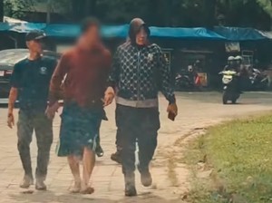 Keren! Kapolsek Polwan di Bogor Pimpin Gerebek Penjualan Obat Keras