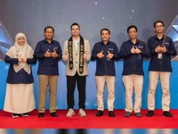Utusan Khusus Presiden Bidang Pembinaan Generasi Muda dan Pekerja Seni Raffi Ahmad menerima gelar Duta Kehormatan BPJS Kesehatan. (Instagram/raffinagita1717)