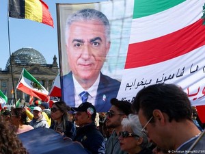 Mantan Putra Mahkota Iran Reza Pahlavi Cari Dukungan Eropa