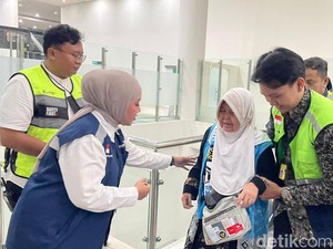 Jadwal JCH Berangkat Malam, Bandara Syamsudin Noor Optimalkan Personel