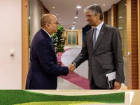 Menteri Investasi dan Hilirisasi/Kepala BKPM, Rosan Roeslani, mengadakan pertemuan strategis dengan CEO Temasek, Dilhan Pillay Sandrasegara, untuk memperkuat kemitraan sektor pertumbuhan hijau pada Jumat (24/4/2026). (Tangkapan layar media sosial)