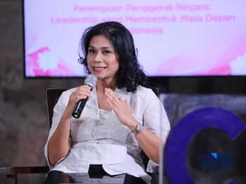 Director of Communication, dan Corporate Affairs and Sustainability Unilever Indonesia Nurdiana Darus, memberikan pemaparan  dalam acara Top Women Fest 2026. Mengusung tema "A Celebration of Powerful Women: Strong Women, Strong Economy" di Area Relie