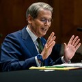 Menteri Keuangan AS Scott Bessent menghadiri sidang Subkomite Alokasi Anggaran Senat untuk Layanan Keuangan dan Pemerintahan Umum mengenai permintaan anggaran Presiden Trump untuk tahun fiskal 2027 di Capitol Hill di Washington, D.C., AS, 22 April 20