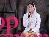 Wakil Menteri Perdagangan Dyah Roro, memberikan pemaparan dalam acara Top Women Fest 2026. Mengusung tema "A Celebration of Powerful Women: Strong Women, Strong Economy" di Area Relief Sarinah, Jakarta, Sabtu (25/4/2026). (CNBC Indonesia/Tri Susilo)