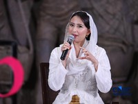 Wakil Menteri Perdagangan Dyah Roro, memberikan pemaparan dalam acara Top Women Fest 2026. Mengusung tema "A Celebration of Powerful Women: Strong Women, Strong Economy" di Area Relief Sarinah, Jakarta, Sabtu (25/4/2026). (CNBC Indonesia/Tri Susilo)