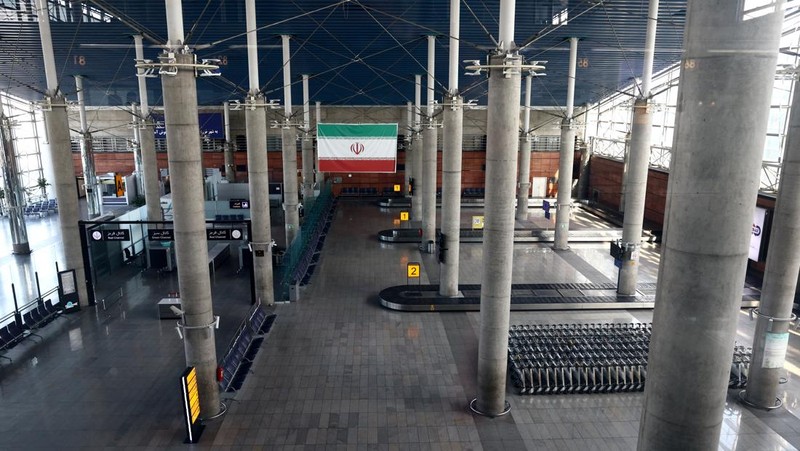 Bandara Internasional Imam Khomeini di Teheran mulai kembali melayani sejumlah penerbangan internasional pada Sabtu (24/4/2026). (via REUTERS/Majid Asgaripour)
