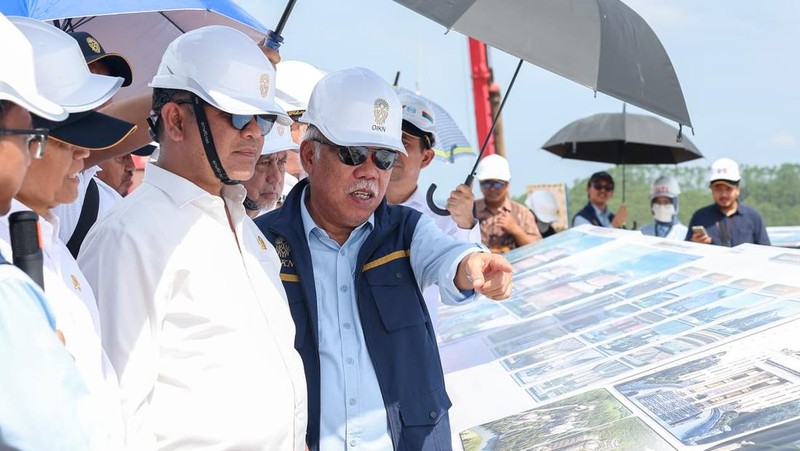 Presiden Prabowo Subianto telah menandatangani desain pembangunan Kawasan Legislatif dan Yudikatif di Ibu Kota Nusantara (IKN). Penandatanganan ini menjadi salah satu langkah dalam memperkuat Nusantara sebagai pusat pemerintahan dan ibu kota politik