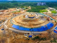 Presiden Prabowo Subianto telah menandatangani desain pembangunan Kawasan Legislatif dan Yudikatif di Ibu Kota Nusantara (IKN). Penandatanganan ini menjadi salah satu langkah dalam memperkuat Nusantara sebagai pusat pemerintahan dan ibu kota politik