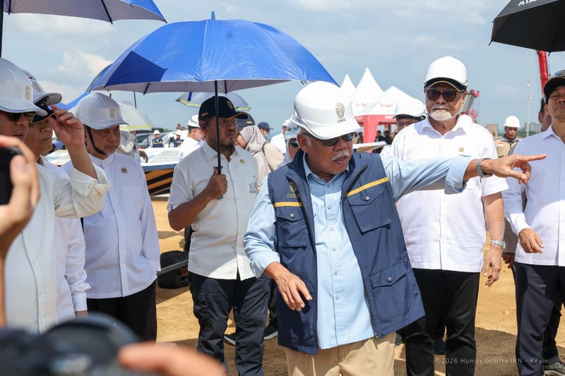 Presiden Prabowo Subianto telah menandatangani desain pembangunan Kawasan Legislatif dan Yudikatif di Ibu Kota Nusantara (IKN). Penandatanganan ini menjadi salah satu langkah dalam memperkuat Nusantara sebagai pusat pemerintahan dan ibu kota politik Indonesia. (Dok. IKN)