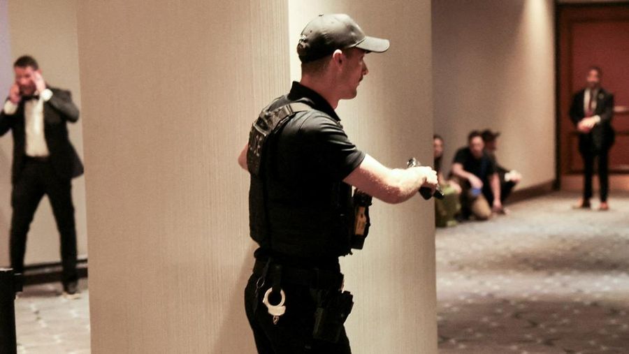 Seorang agen Secret Service Amerika Serikat (AS) dilaporkan tertembak di acara White House Correspondents' Dinner pada Sabtu (26/4/2026) malam. (REUTERS/Elizabeth Frantz)