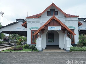 Stasiun Gundih Jadi Penghubung Warga Grobogan, Umurnya 1,5 Abad