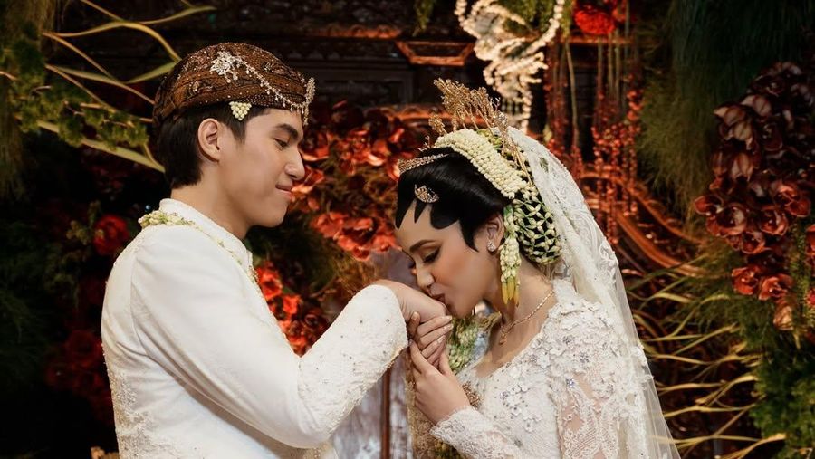 Syifa Hadju resmi menikah dengan El Rumi pada Minggu, 26 April 2026. (Tangkapan layar instagram @elelrumi)