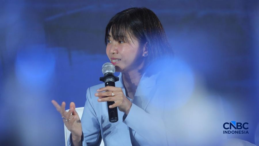 Director of Public Policy, Government Affairs & Corporate Communications PepsiCo, Gabrielle Angriani Johny  memberi pemaparan dalam acara CNBC Indonesia Food Summit 2026, di Menara Bank Mega, Jakarta, Senin, 27/4. (CNBC Indonesia/Tri Susilo)