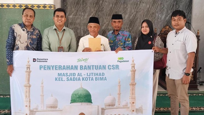 Pegadaian Serahkan Bantuan Peralatan Ibadah ke Masjid Al Ijtihad Bima