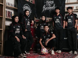 Gokil! Persigar Bikin Jersey Bernuansa Metal