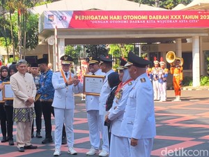 Kemendagri Beri Penghargaan ke Pemprov Jakarta hingga Kalsel