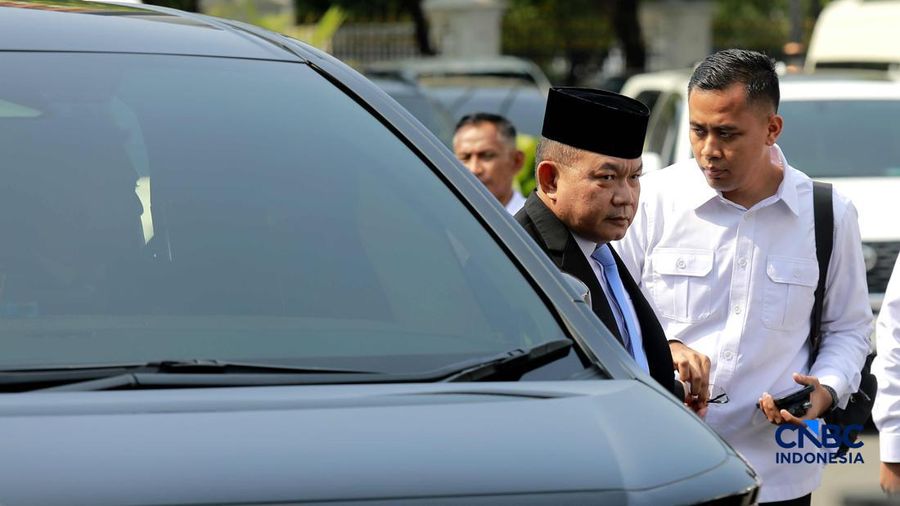 Kepala Kantor Staf Kepresidenan (KSP), Dudung Abdurachman. (CNBC Indonesia/Muhammad Sabki)