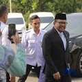 Muhammad Qodari tiba di Istana Negara, Senin (27/4/2026). (CNCB Indonesia/Muhammad Sabki)