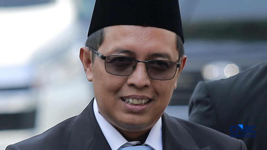 Menteri Lingkungan Hidup (LH) sisa masa jabatan 2024-2029 di Istana Negara, Jumhur Hidayat. (CNBC Indonesia/Muhammad Sabki)