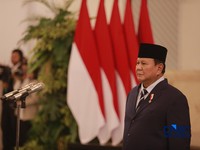 Presiden Prabowo Subianto saat pelantikan Pejabat Negara/Pemerintah di Istana Negara, Jakarta, Senin (27/4/2026). (CNBC Indonesia/Muhammad Sabki)