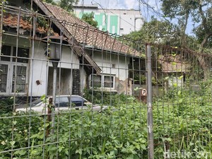 Pintu yang Belum Dibuka Lebar untuk Penyewa Rumah Viral Terbengkalai