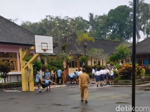 Kesurupan Beruntun di SMPN 1 Selat Karangsem, Siswa Histeris Sejak Jumat