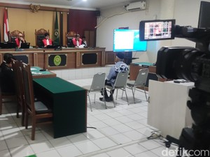 Sempat Ditunda, Eks Bupati Sleman Jalani Sidang Vonis Korupsi Hibah Hari Ini